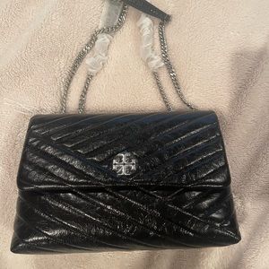 Tory Burch KIRA CHEVRON CONVERTIBLE SHOULDER BAG